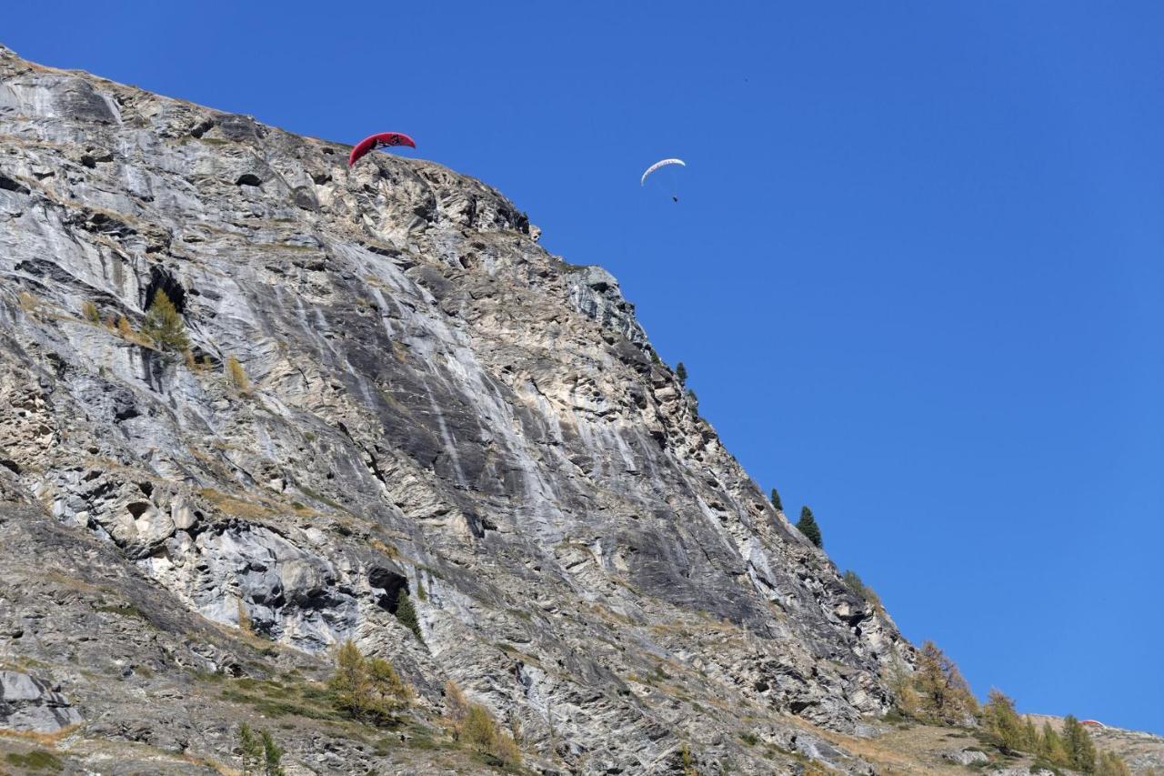 Appartement Au Centre De Zermatt Dış mekan fotoğraf